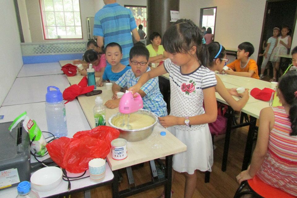 大爱之行——贝蕾夏令营之“我们一起做蛋糕”.jpg