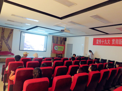 兴福社区影院.jpg