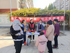 摆摊进行中_副本.jpg